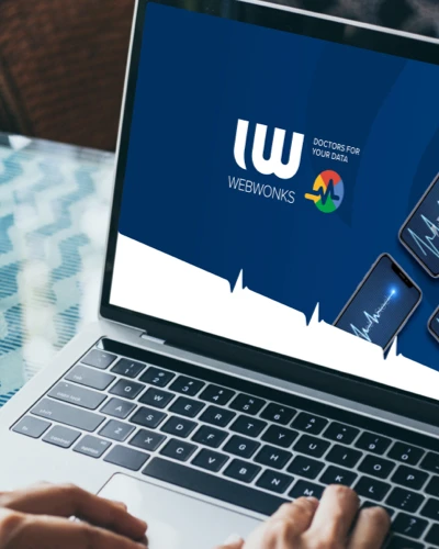 logo brand design webwonks